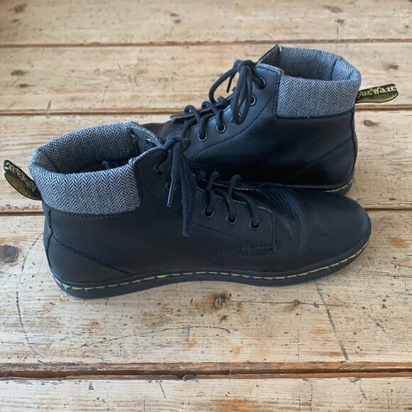 Dr Martens Maelly Boots in Black - Picture 8 of 15